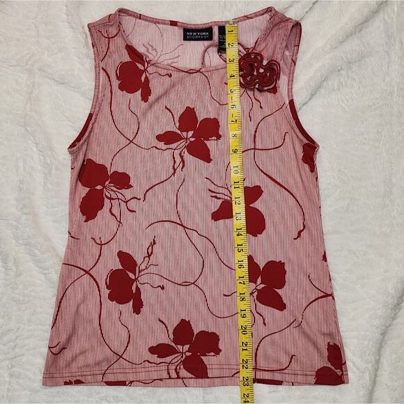 New York and Company Rosette Floral Print Sleeveless Romantic Red Top, Medium - Picture 2 of 8